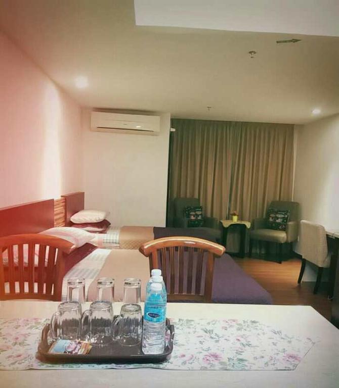 Mama Studio Inn Kota Bharu Exterior photo