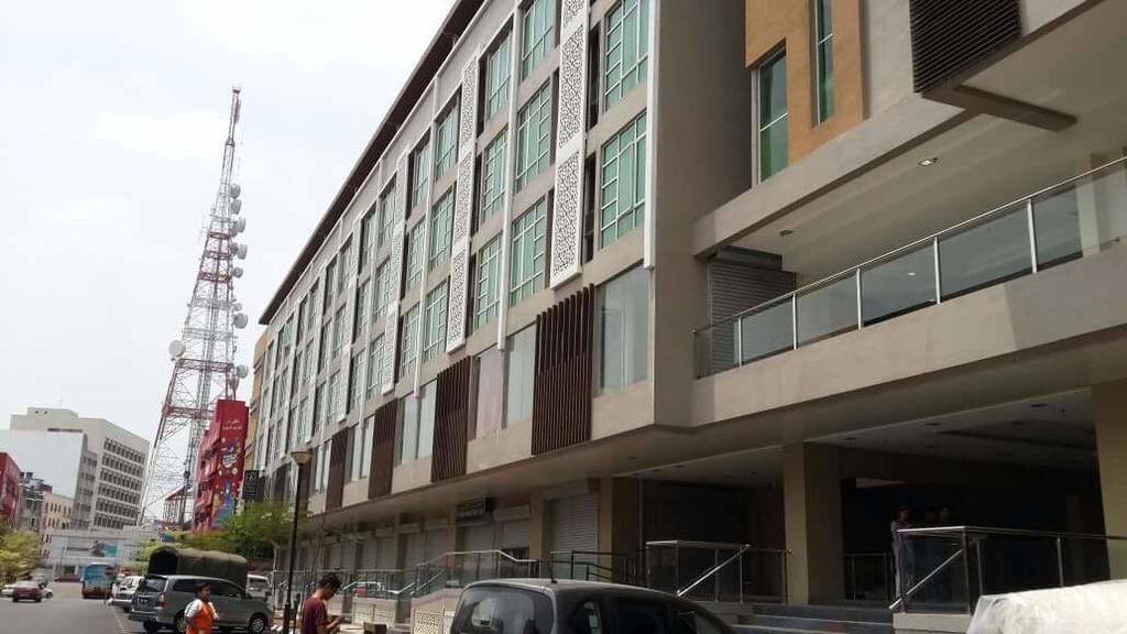 Mama Studio Inn Kota Bharu Exterior photo
